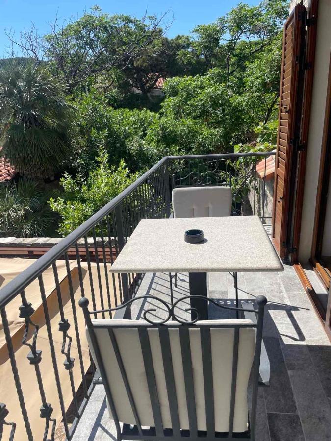 Apartament Reina Petrovac Zewnętrze zdjęcie