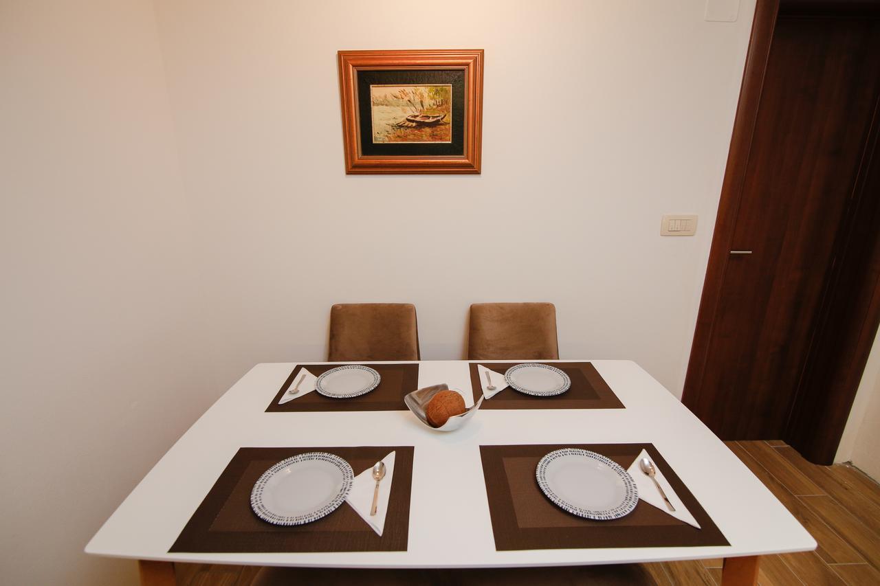 Apartament Reina Petrovac Zewnętrze zdjęcie